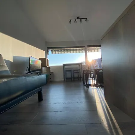 아파트 Studio 20m2 Avec Terrasse 16m2 Vue Sur La Vallee